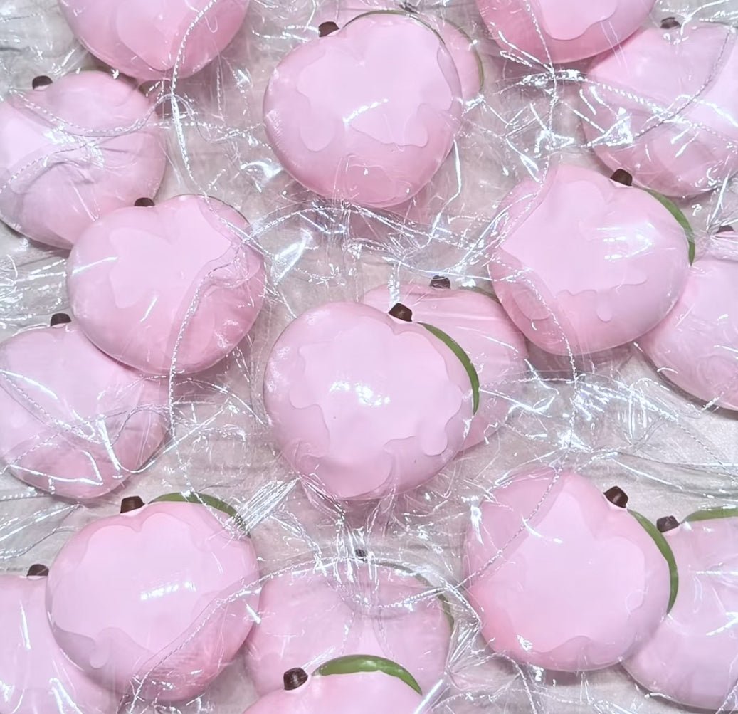 Lalachill Mini Peach Taba Squishy