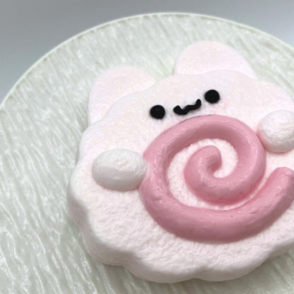 Close-up of the cute bunny-shaped fish cake Taba Squishy in soft pink, showcasing its intricate details.