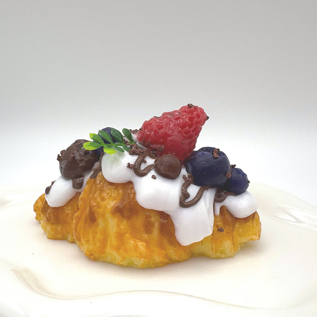Lalachill Fruit Croissant Squishy